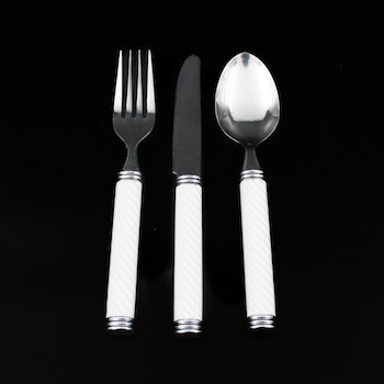 Bestick - rostfritt stål och plast