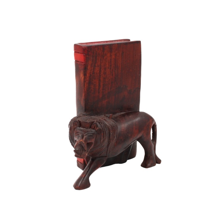 Bokstöd lejon, trä